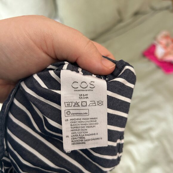 π COS Blue and White Stripe Dress β Size 2-4T π - Picture 2 of 4